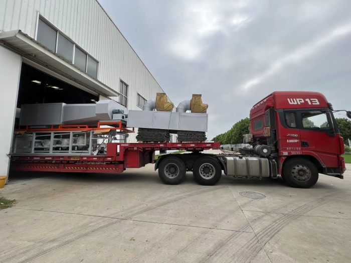 全自動達(dá)克羅涂覆機(jī)安全順利發(fā)貨